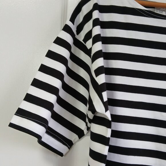 NWT Rafaella Black and White Striped Elbow Sleeve T Shirt Size Medium - Picture 2 of 9